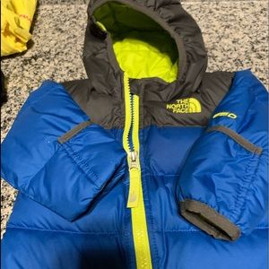 The north face boy size 3-6month 550 fill down